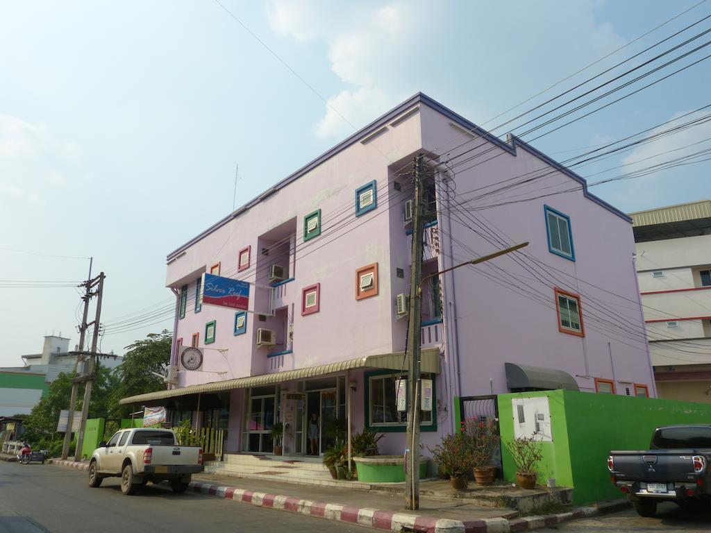 Silver Reef Hotel Udon Thani Bagian luar foto